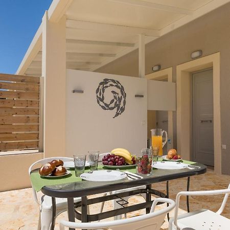 Senses Suites Дасия Екстериор снимка