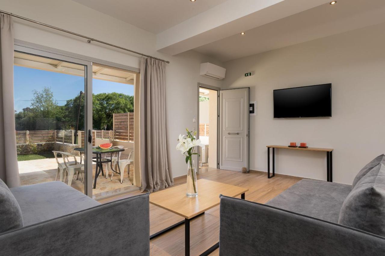 Senses Suites Дасия Екстериор снимка